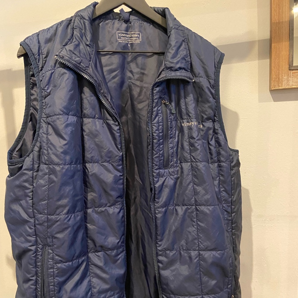 vineyard vines vest